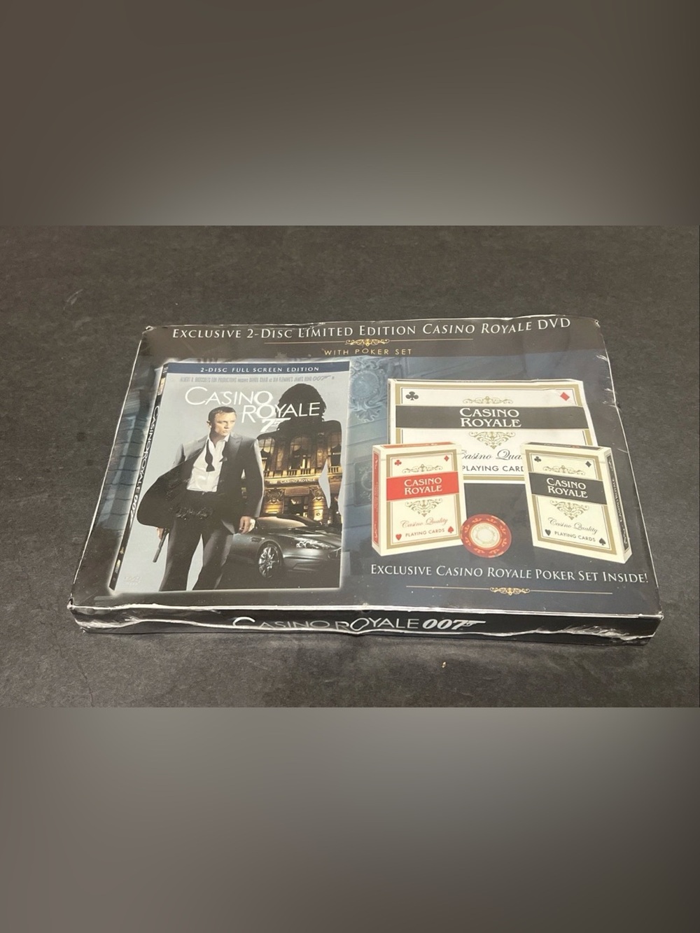 Casino Royale 007 2-Disc Limited Edition with Poker Set - Blue/Black